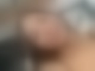 Live sex webcam photo for LorenVixen