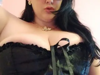 Live sex webcam photo for Lunavix