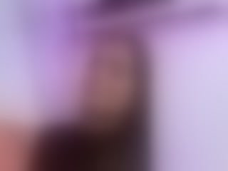 Live sex webcam photo for MaddyyCruz