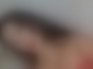Live sex webcam photo for MiaRouxx18