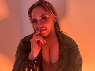 Live sex webcam photo for Mia_CS