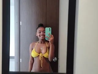 Live sex webcam photo for NayaBenely