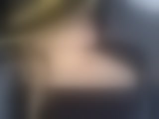 Live sex webcam photo for Rossee69