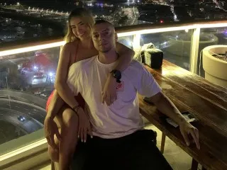 Live sex webcam photo for ScarlettAndClark