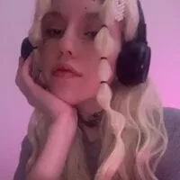 Live sex webcam photo for -sweet_doll #277242794