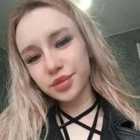 Live sex webcam photo for 911Lavinell #277863950