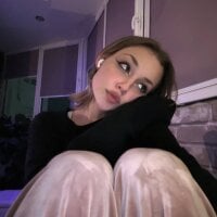 Live sex webcam photo for AbbyGustman #276760266