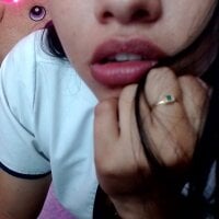 Live sex webcam photo for Alely_uwu #276700252