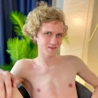 Live sex webcam photo for Alex_Crowl #277856815