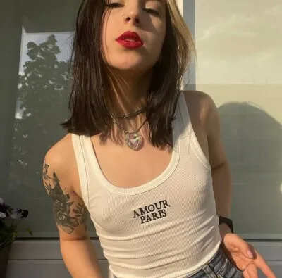 Live sex webcam photo for Alexa_Kim #275620826