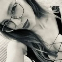 Live sex webcam photo for AliceLuisson #276891114