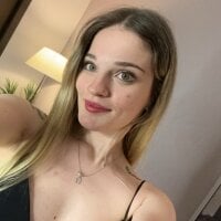 Live sex webcam photo for AliceMelonf #277127455