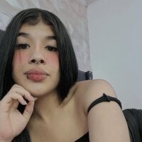 Live sex webcam photo for Alice_grey_1 #276789552