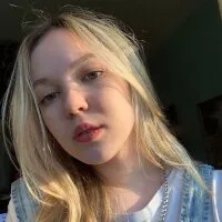 Live sex webcam photo for AliciaSmlth #275994917