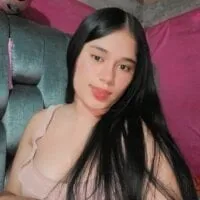 Live sex webcam photo for Alicia_18 #277469828