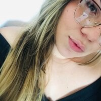 Live sex webcam photo for Alicia_roxxe #277807937