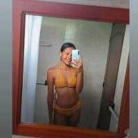 Live sex webcam photo for Alina_2305 #277113662