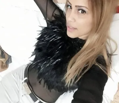 Live sex webcam photo for Andrea_Caribbean #275699760