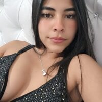 Live sex webcam photo for Andreaa_Lopez_ #276892700