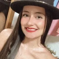 Live sex webcam photo for AndreinaWalker #277136410