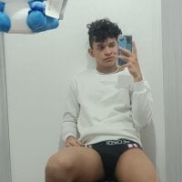 Live sex webcam photo for AndruwFoxx #277379933