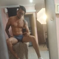 Live sex webcam photo for AndyCumBigCock #277045839