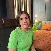 Live sex webcam photo for April_Voice #278101911