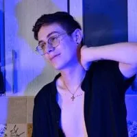 Live sex webcam photo for Archie_King03 #277753588