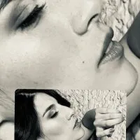 Live sex webcam photo for AriGaitan4 #275944528