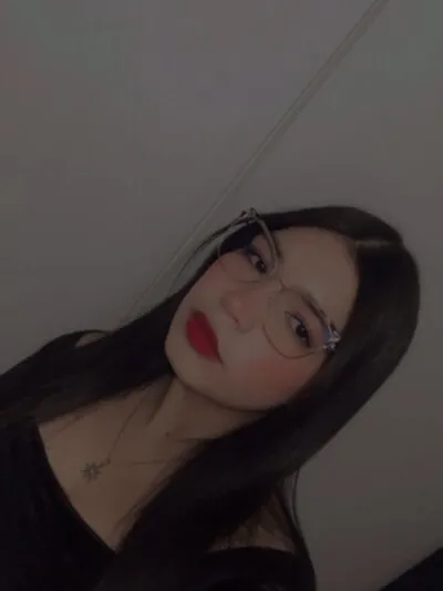 Live sex webcam photo for Ashley-grawh #275430270