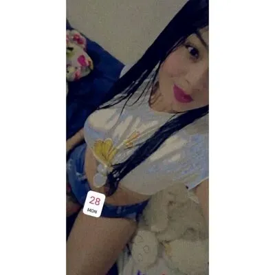 Live sex webcam photo for AudreyCoral1 #275493139