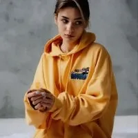 Live sex webcam photo for AudreyHence #276805202