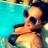 Live sex webcam photo for AvahDeLuxxe #276751290