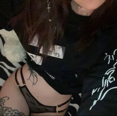 Live sex webcam photo for AvelinKkkkk #275683887