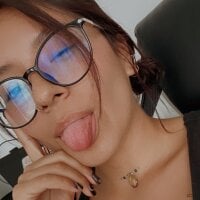 Live sex webcam photo for BbyLatinx #276543431