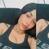 Live sex webcam photo for Bellaflorez_ #277719639