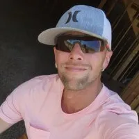 Live sex webcam photo for BigEnergy82 #275886192