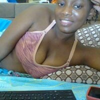 Live sex webcam photo for Bigsexyass18 #276960792