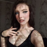 Live sex webcam photo for BlackberryGirls #275987864