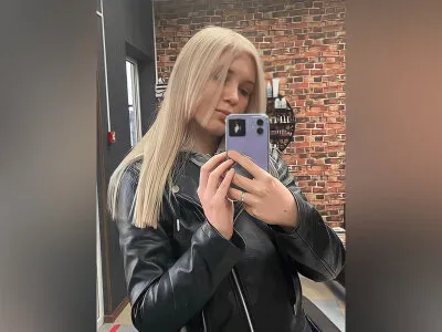 Live sex webcam photo for BondiOklyx #275596747