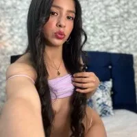 Live sex webcam photo for CHLLOE_SEXX #276023081