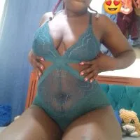 Live sex webcam photo for CURVY-EMORY #276311108