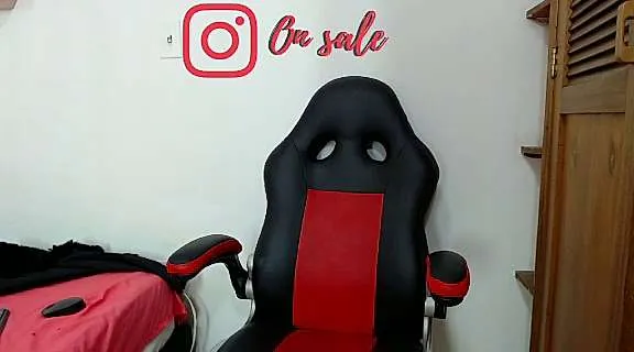 Live sex webcam photo for Cataleya_Bb #273218579