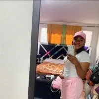 Live sex webcam photo for Cattella1727 #276814359