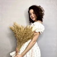 Live sex webcam photo for CelineMmmua #276652378