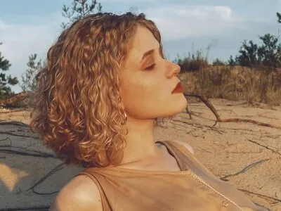 Live sex webcam photo for CharlieMiles #275647952