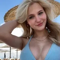 Live sex webcam photo for ChloeCoral