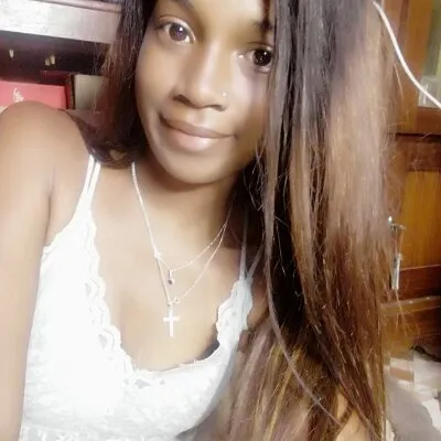 Live sex webcam photo for Claire_charming_teen #275557904