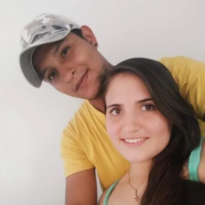 Live sex webcam photo for Couples_Sexyhot #275688345