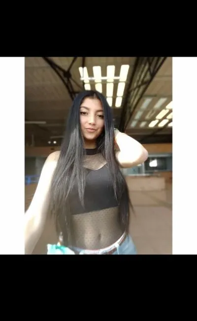 Live sex webcam photo for Dione_t #275451257